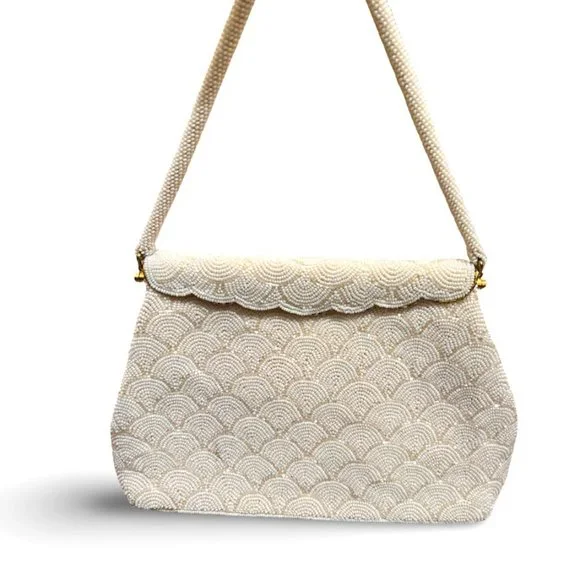 Vintage White Beaded Handbag Handmade Hong Kong - Picture 1 of 12